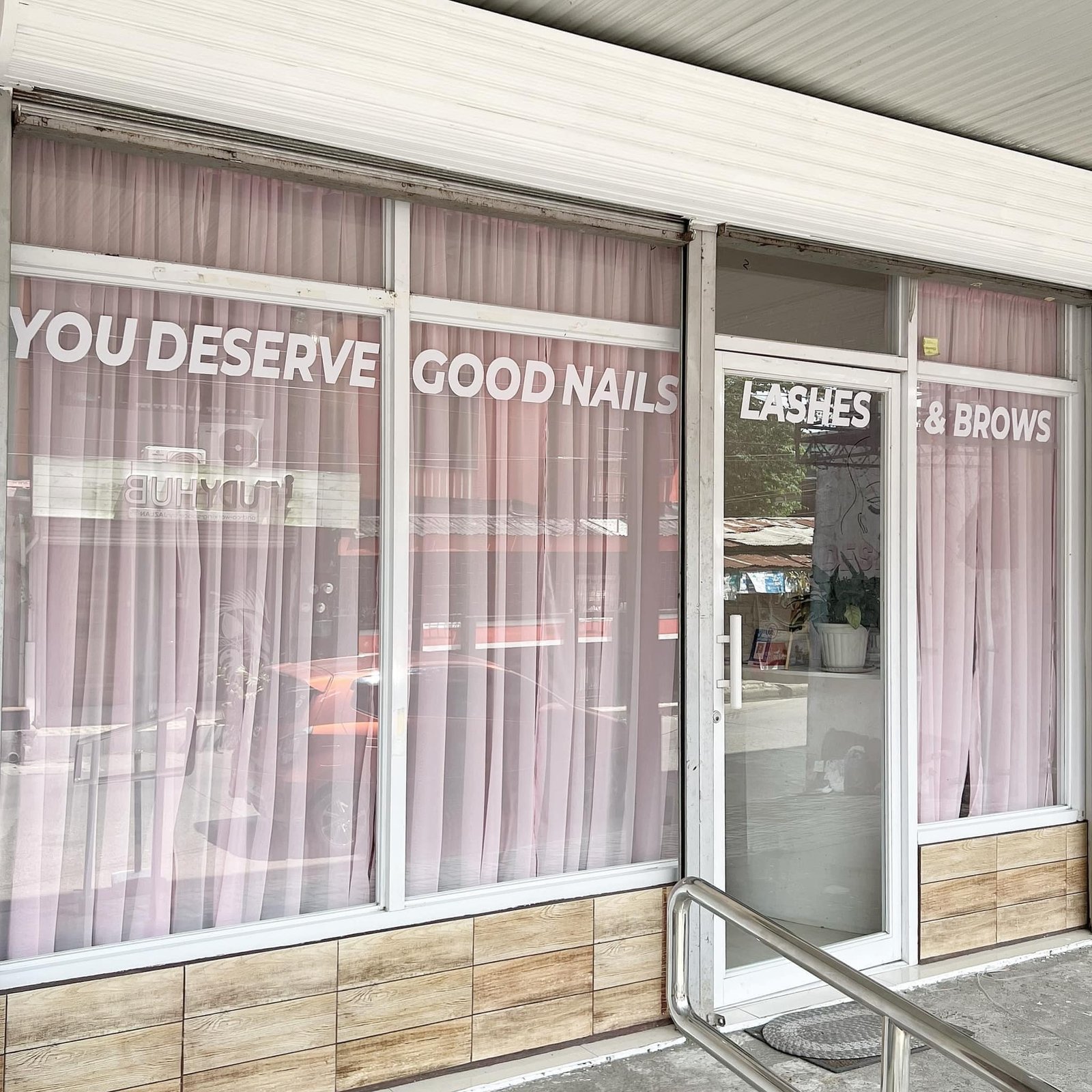 1516.DESERVED BEAUTY STUDIO Marketmind Local