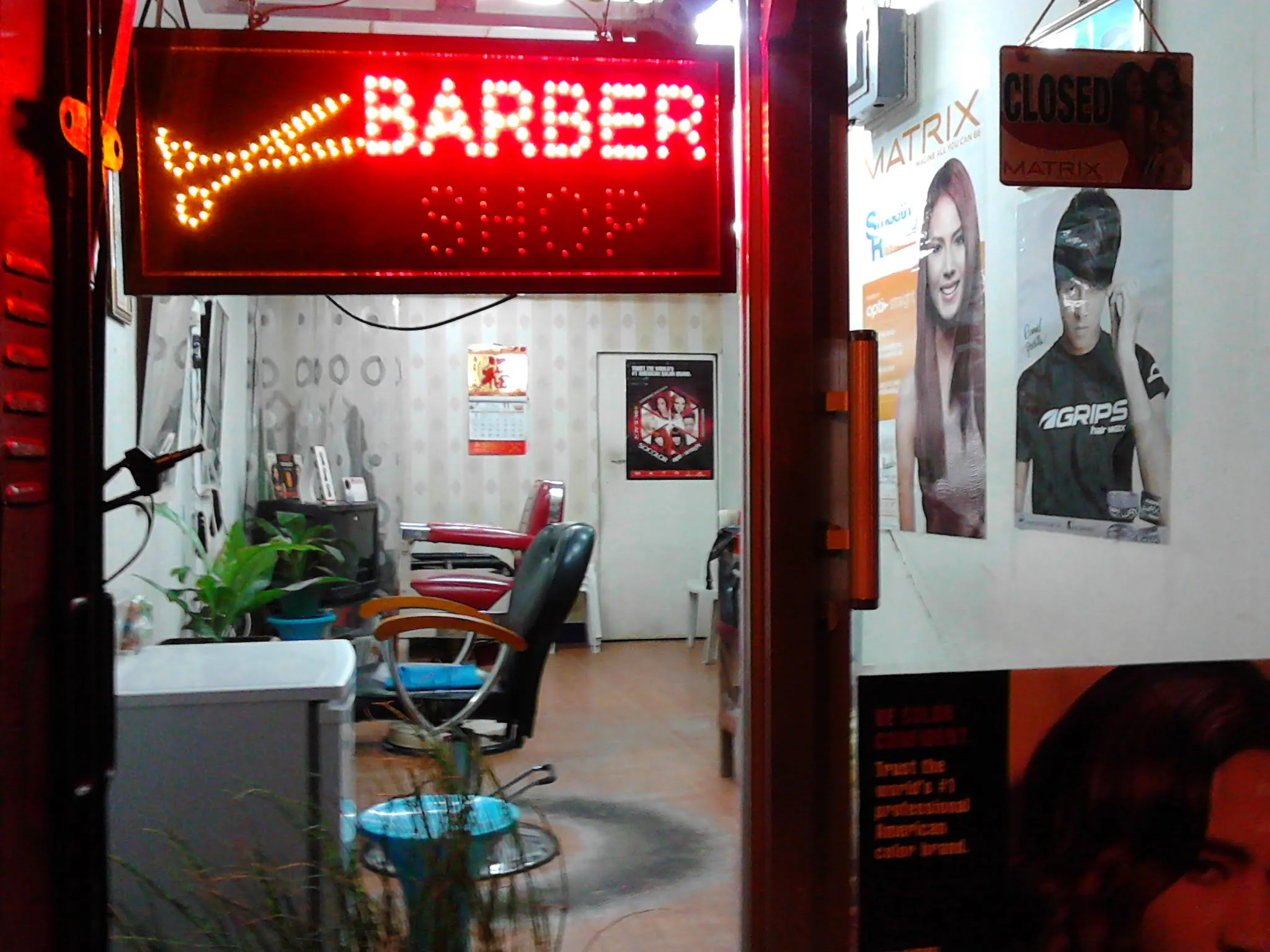 1822.The Junjun Barber Shop Marketmind Local