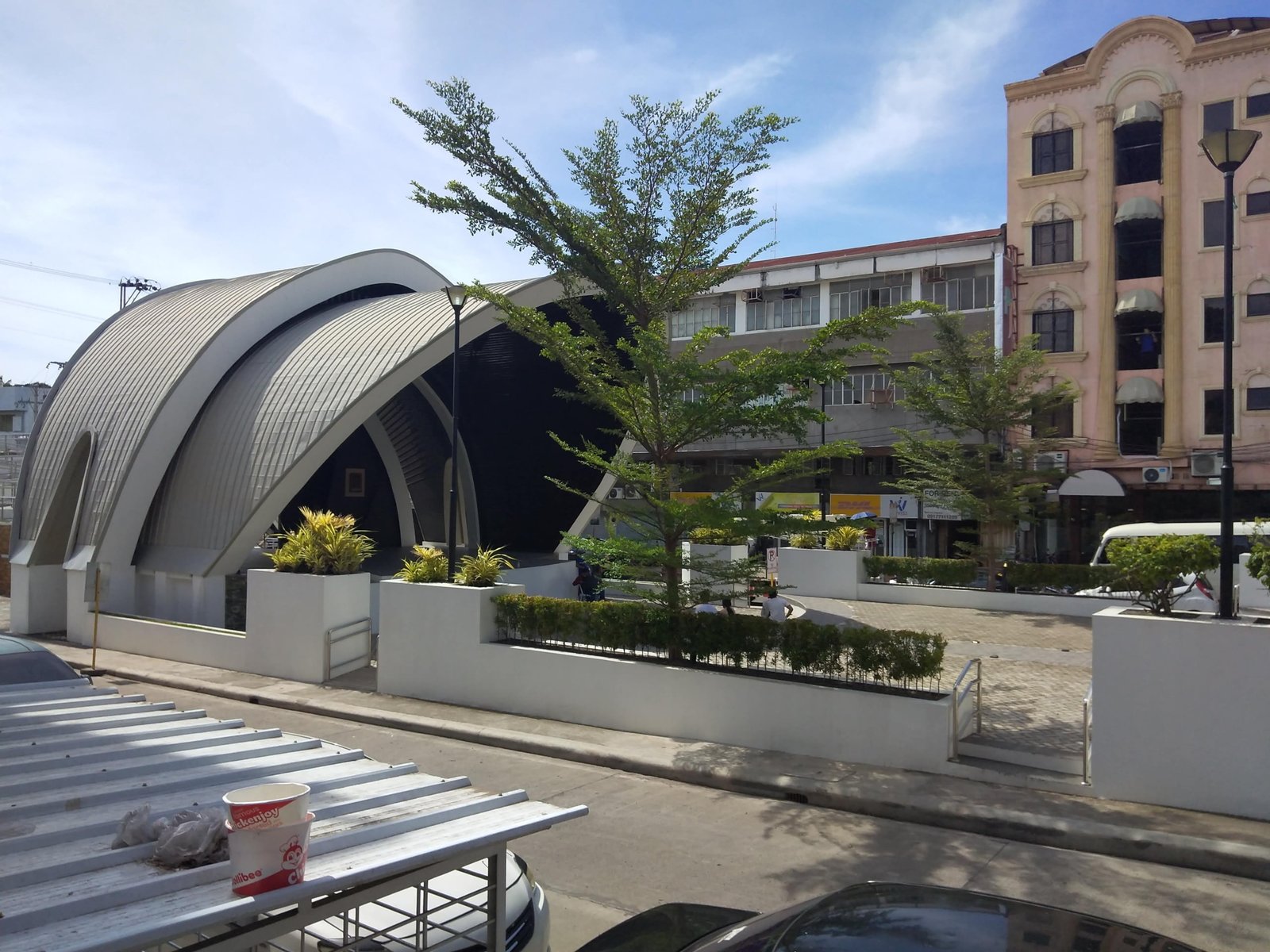 2709.Amphitheatre scaled Marketmind Local