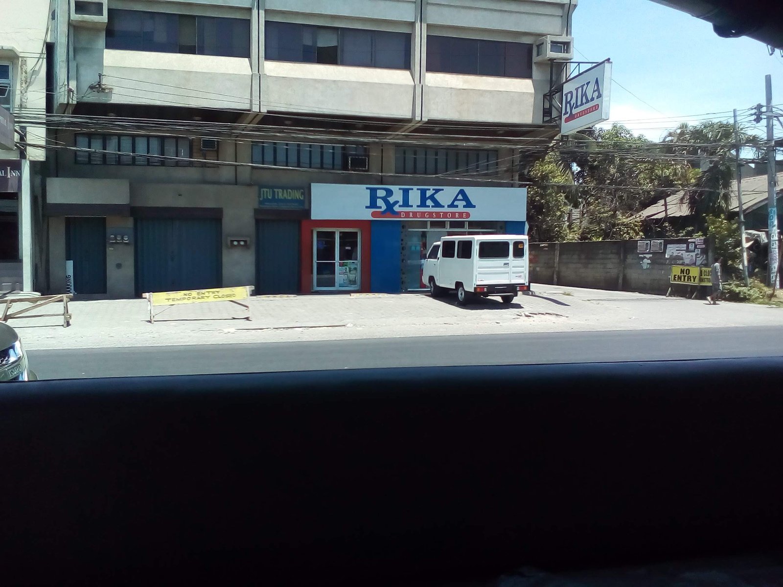 2727.Rika Drugstore Marketmind Local