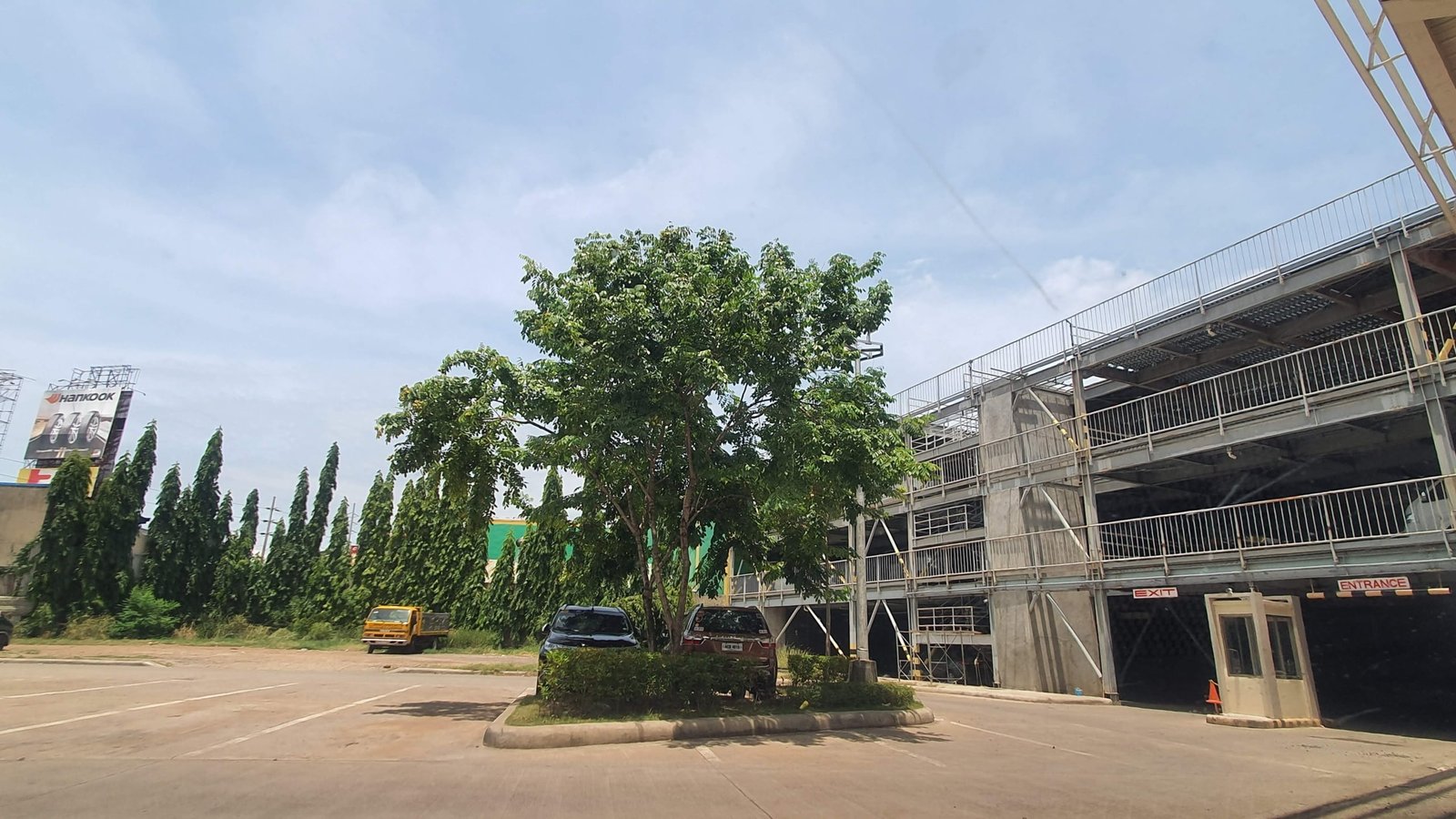 2979.Limketkai Luxe Hotel Parking Lot scaled Marketmind Local