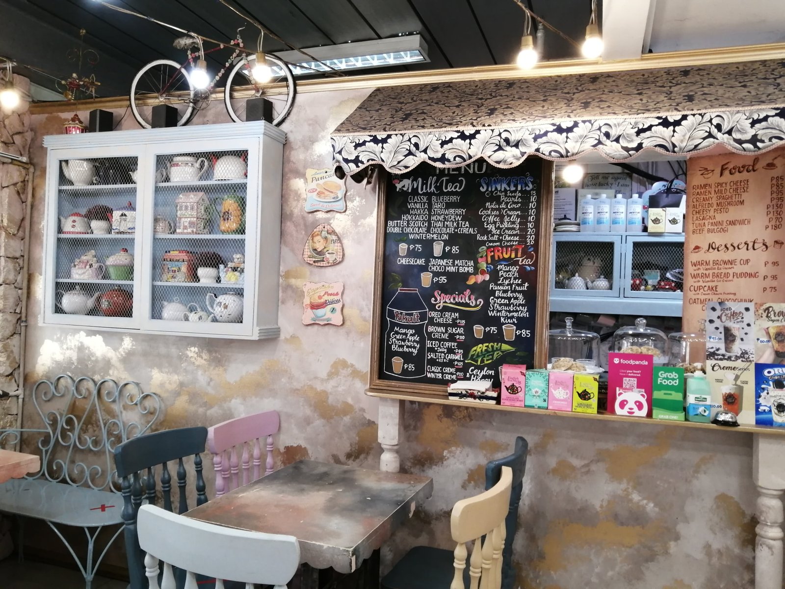 396Tea Oclock Bubble Tea House CDO scaled Marketmind Local
