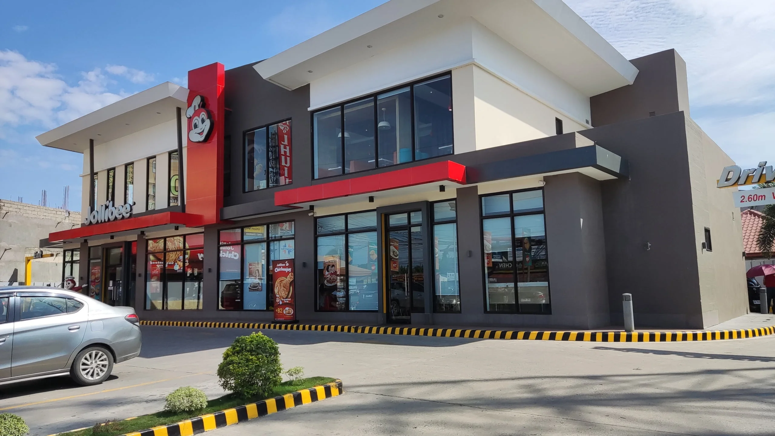 516.Jollibee scaled Marketmind Local