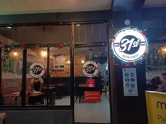 8231st Bistro Marketmind Local