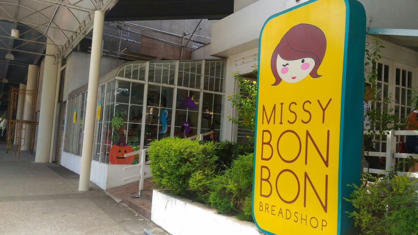 Copy of 10868.Missy Bon Bon Breadshop 1 Marketmind Local