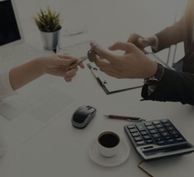 holds keys to a car, ready to go - a picture of excitement and new beginnings